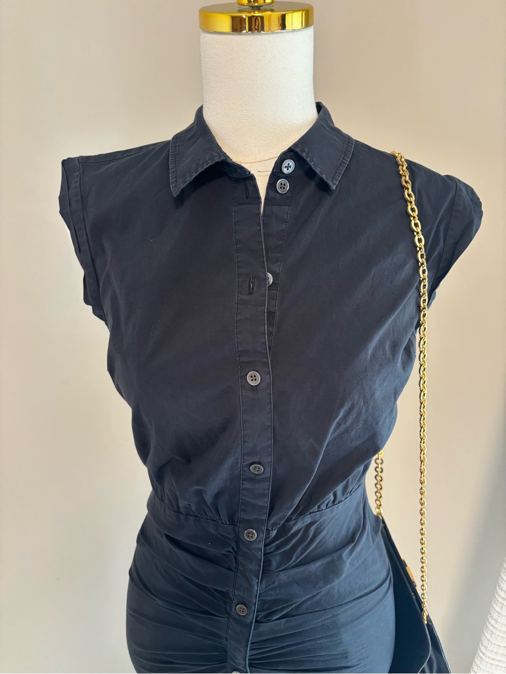 Veronica Beard Black Ruched Shirt Dress Size 4 Sleeveless Button Front Midi RTR - Picture 3 of 9